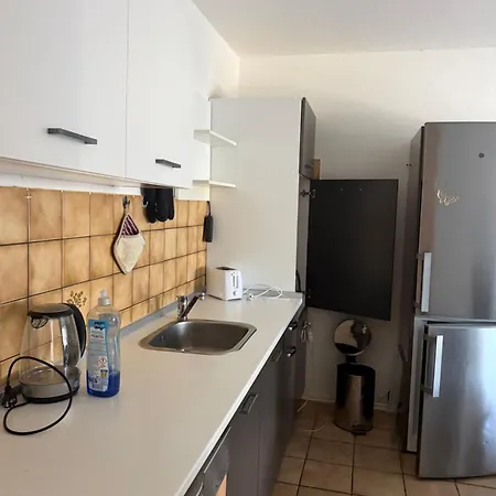 公寓 2-zimmer-wohnung Bei Sindelfingen Mit Wlan & Parkplatz *